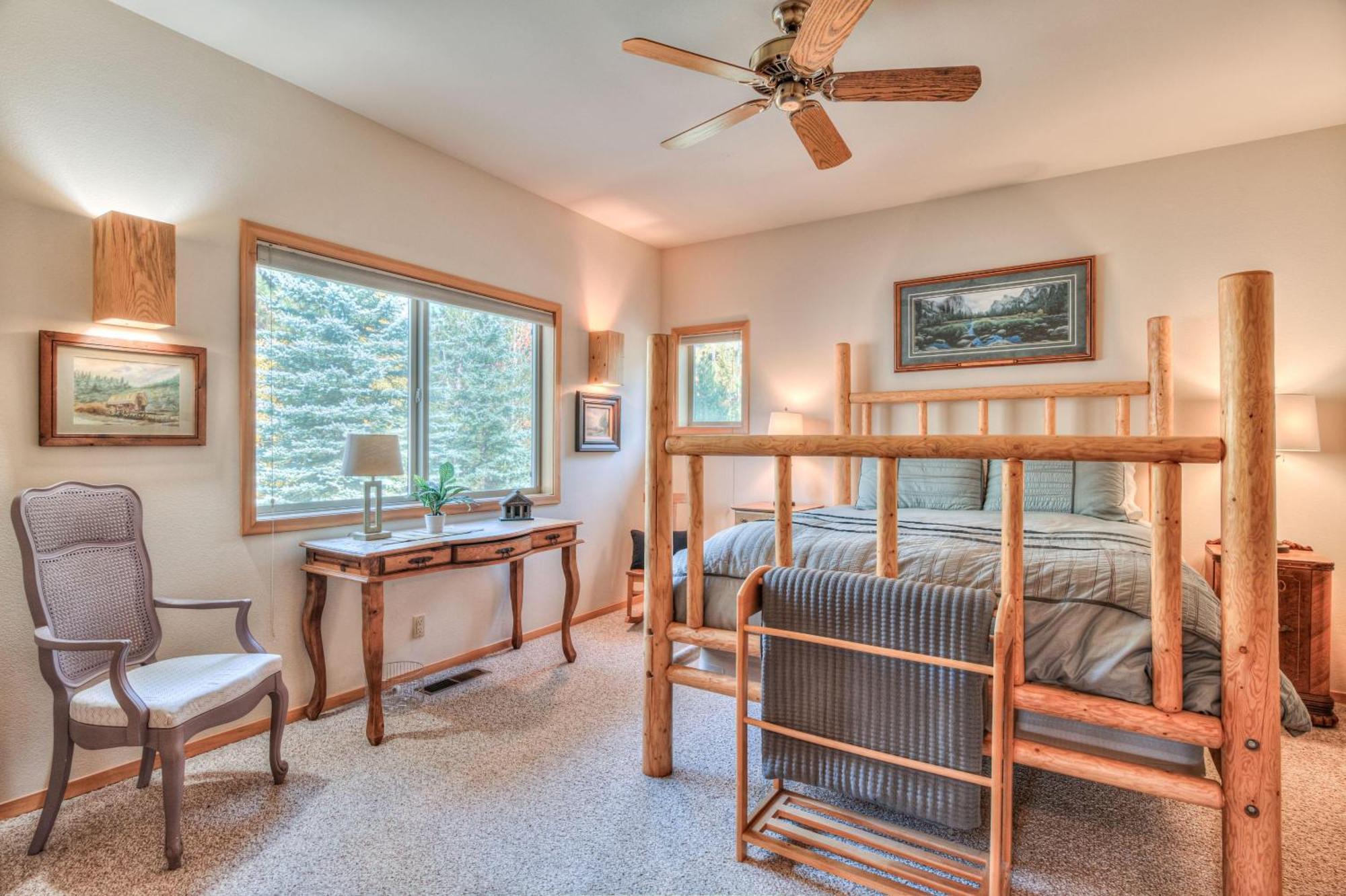 Private Stunning Lake View, A/C, Hot Tub Sunriver