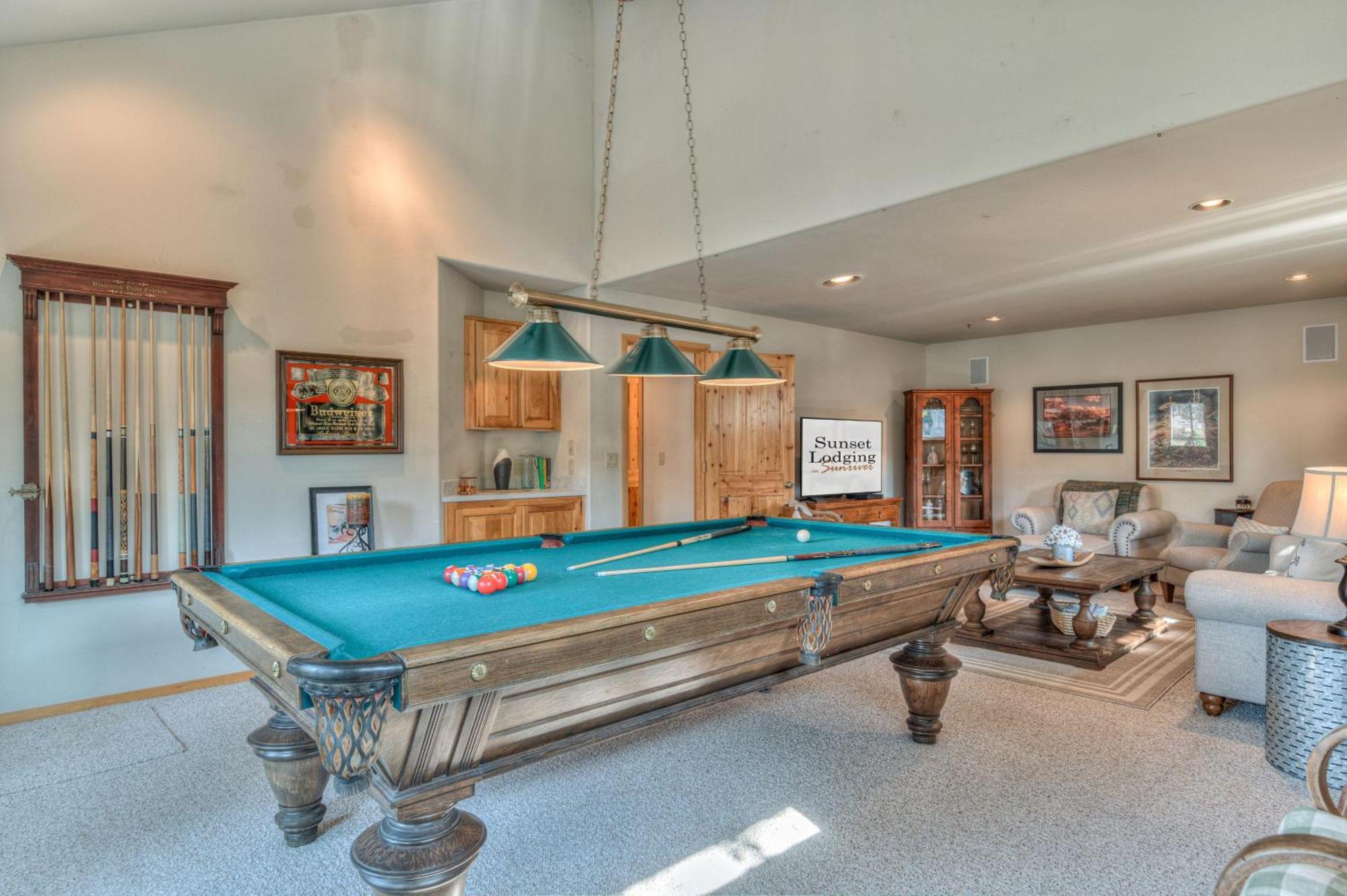 Private Stunning Lake View, A/C, Hot Tub