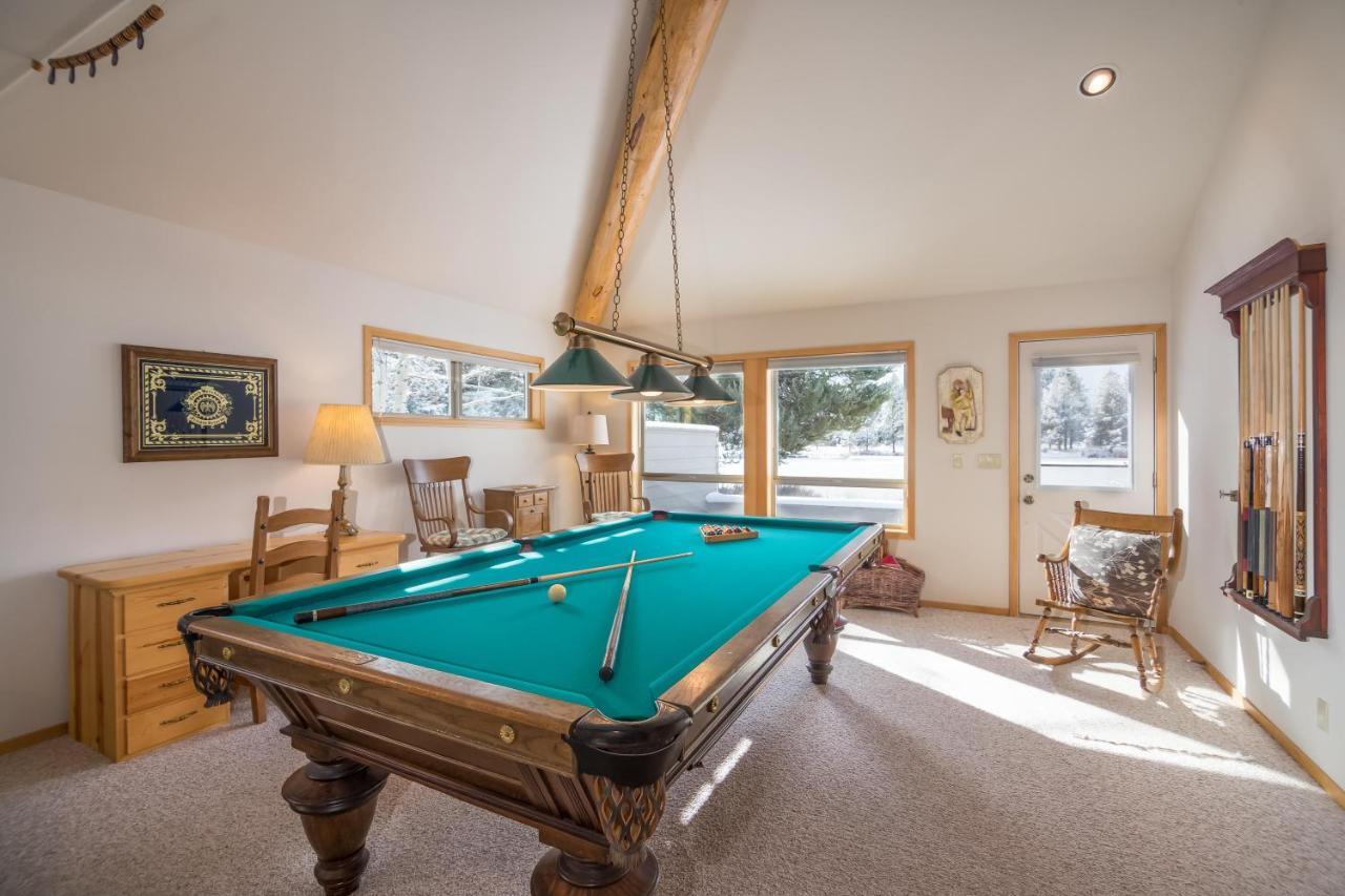 Private Stunning Lake View, A/C, Hot Tub *
